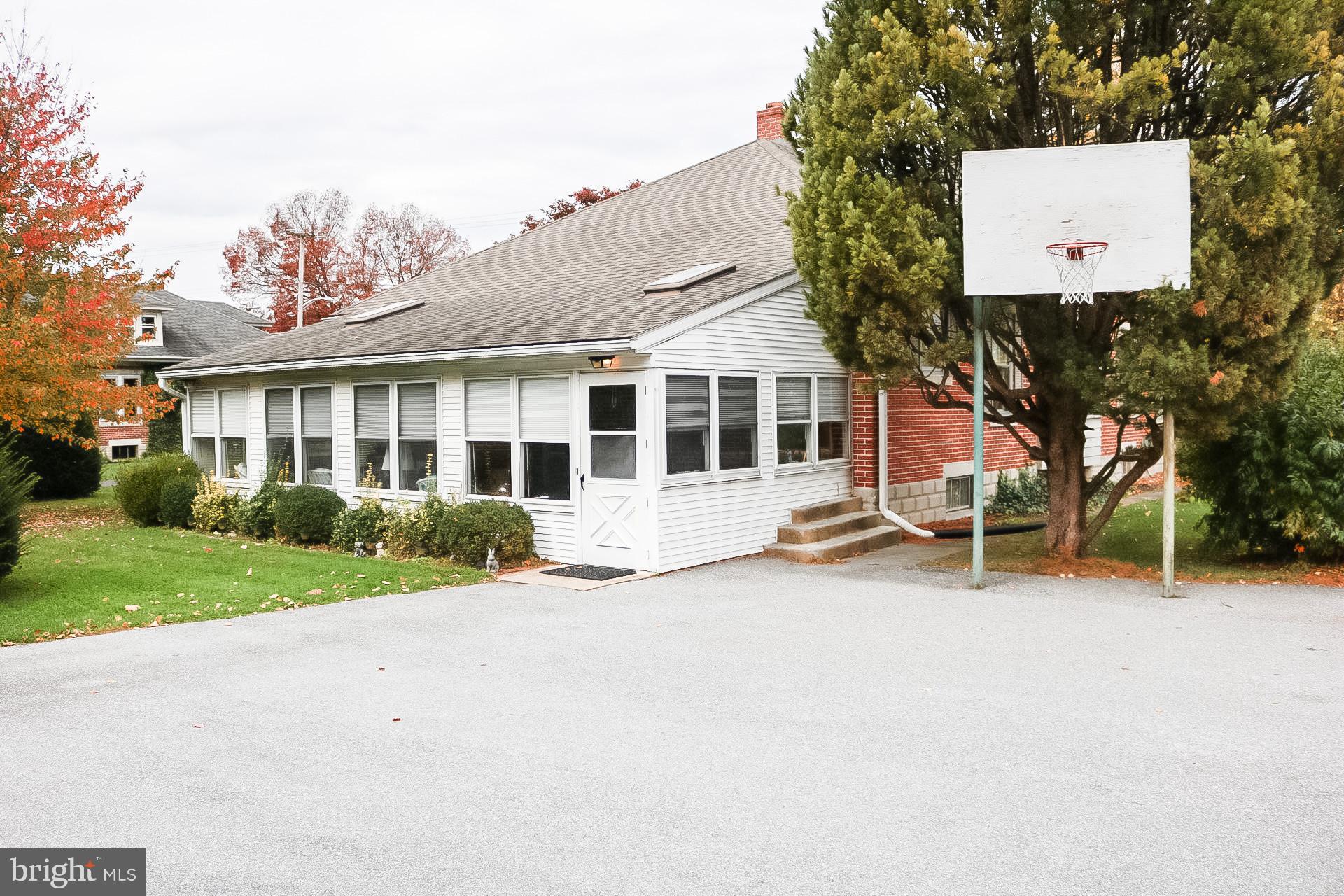 1202 Colebrook Road Lebanon, PA 17042 - Photo 8 of 50 Gallery Image 8