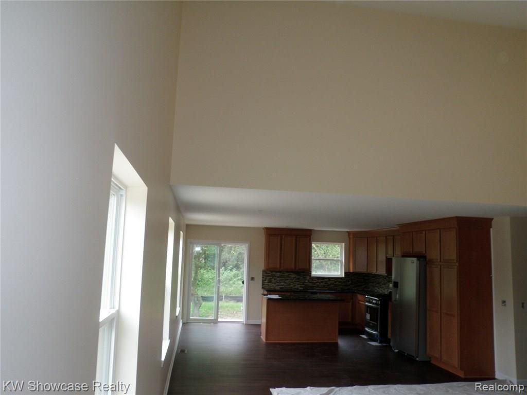 3036 Reeder Road Clarkston, MI 48346 - Photo 16 of 22 015.JPG