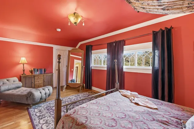 $2,400,000 | 5186-5220 Hwy 116 Highway South, Sebastopol, CA 95472