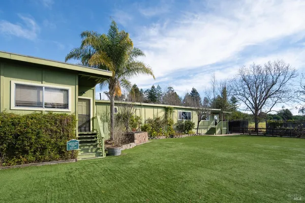 $1,999,999 | 5186-5220 Hwy 116 Highway South, Sebastopol, CA 95472