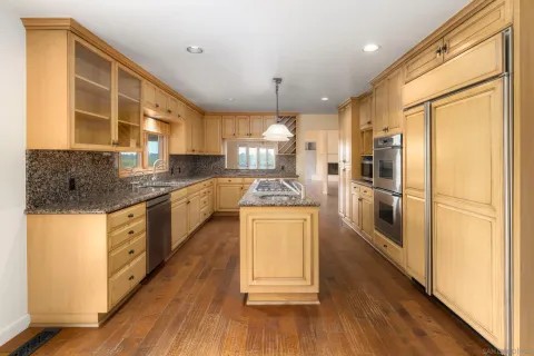 $5,950,000 | 6858 Las Colinas, Rancho Santa Fe, CA 92067