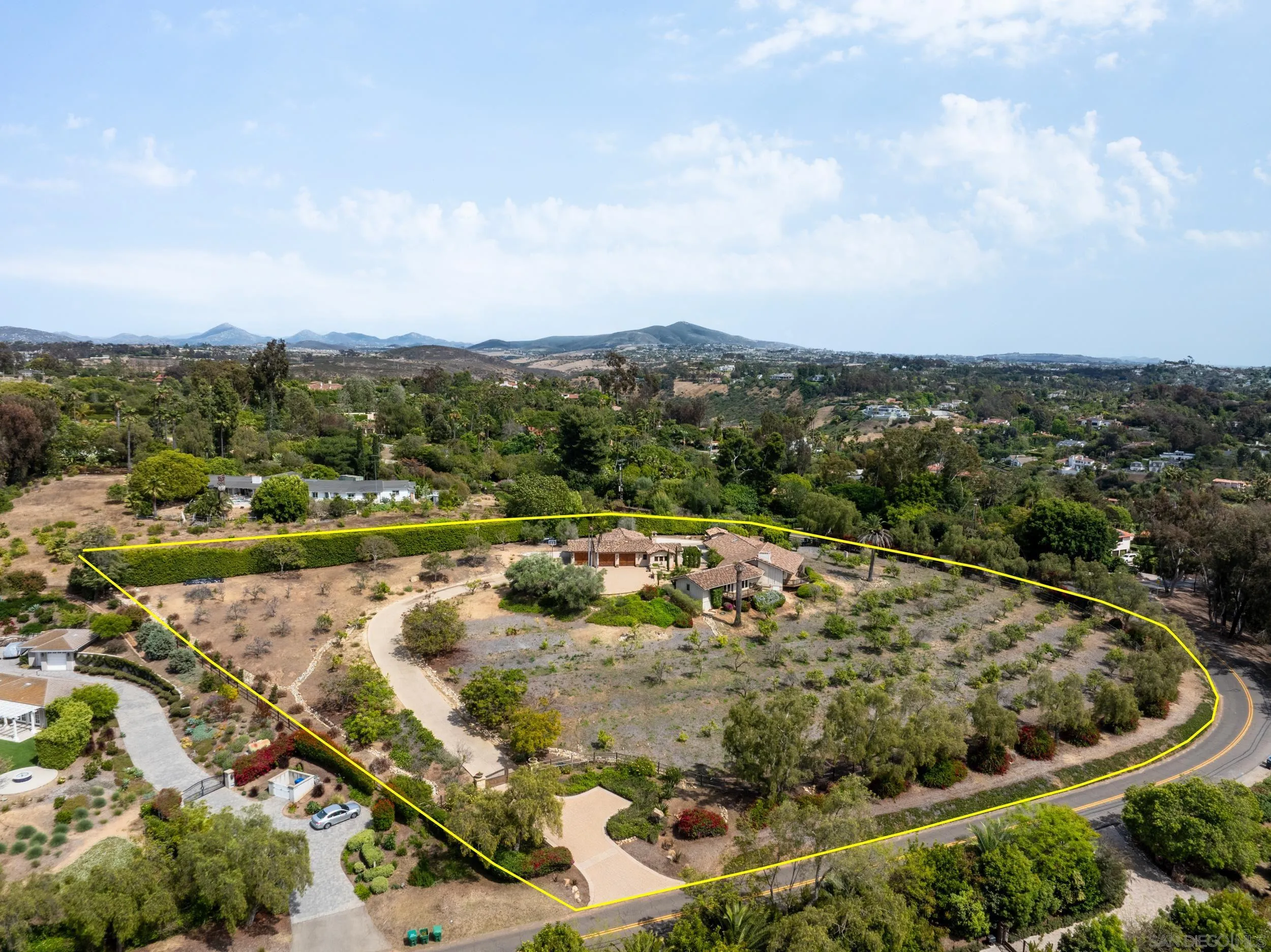 6858 Las Colinas Rancho Santa Fe, CA 92067 - Photo 2 of 25
