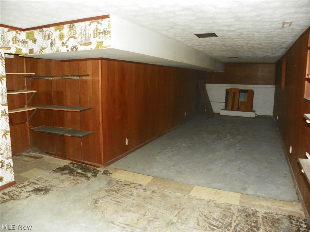 7716 Ridge Road Cleveland, OH 44129 - Photo 24 of 29 Gallery Image 24