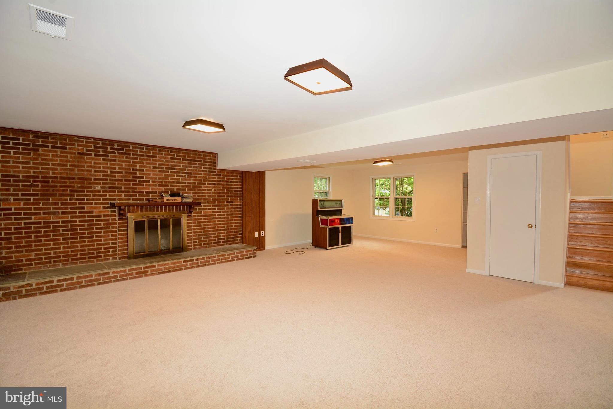 7002 Springfield Village Court Springfield, VA 22152 - Photo 36 of 45 Family Room