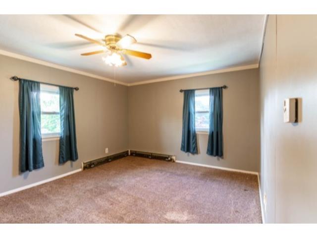 401 West Hazel Street Albion, IN 46701 - Photo 12 of 20