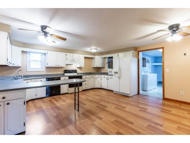 401 West Hazel Street Albion, IN 46701 - Photo 9 of 20