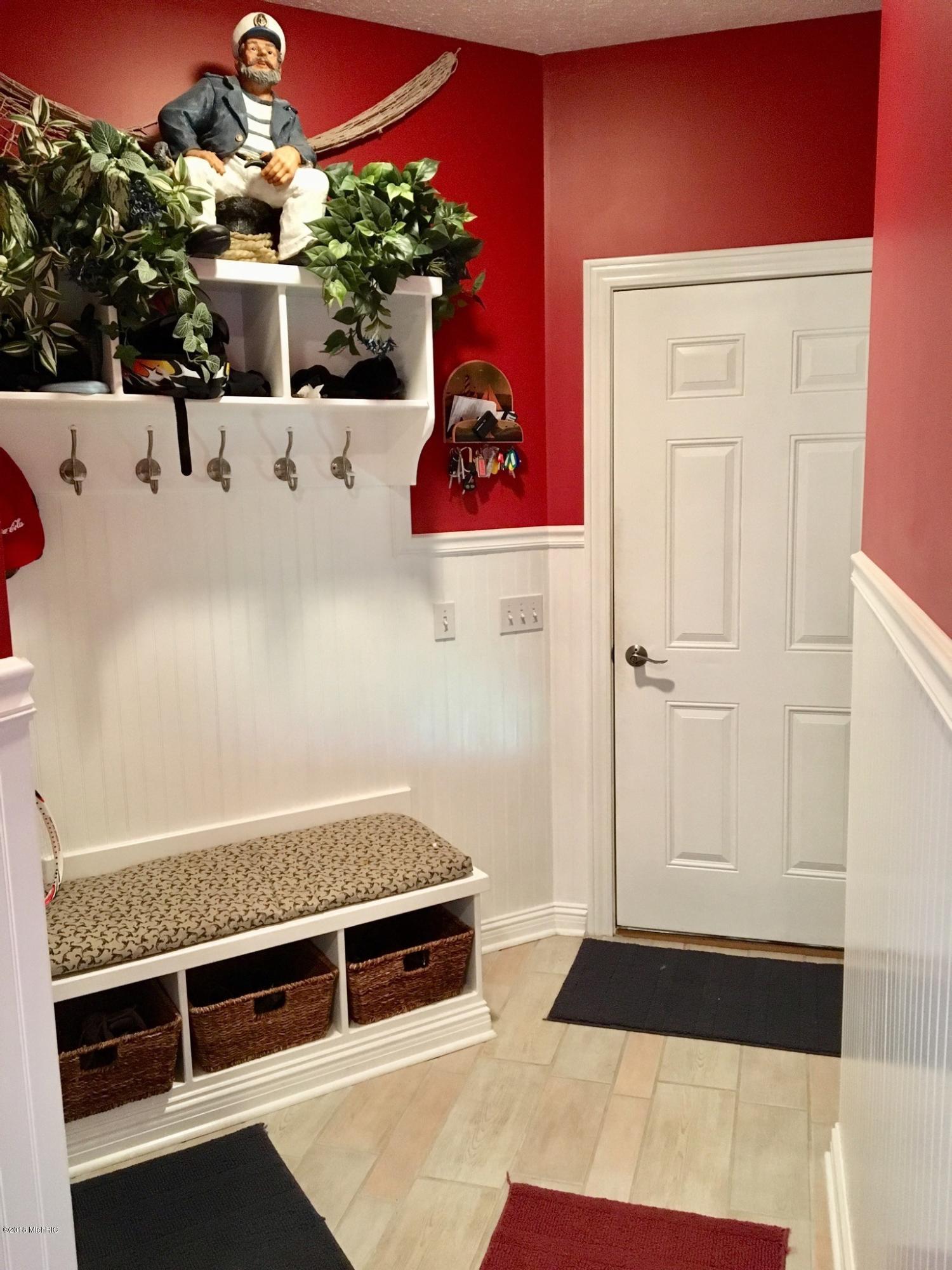 13483 West State Road Grand Ledge, MI 48837 - Photo 19 of 36 19