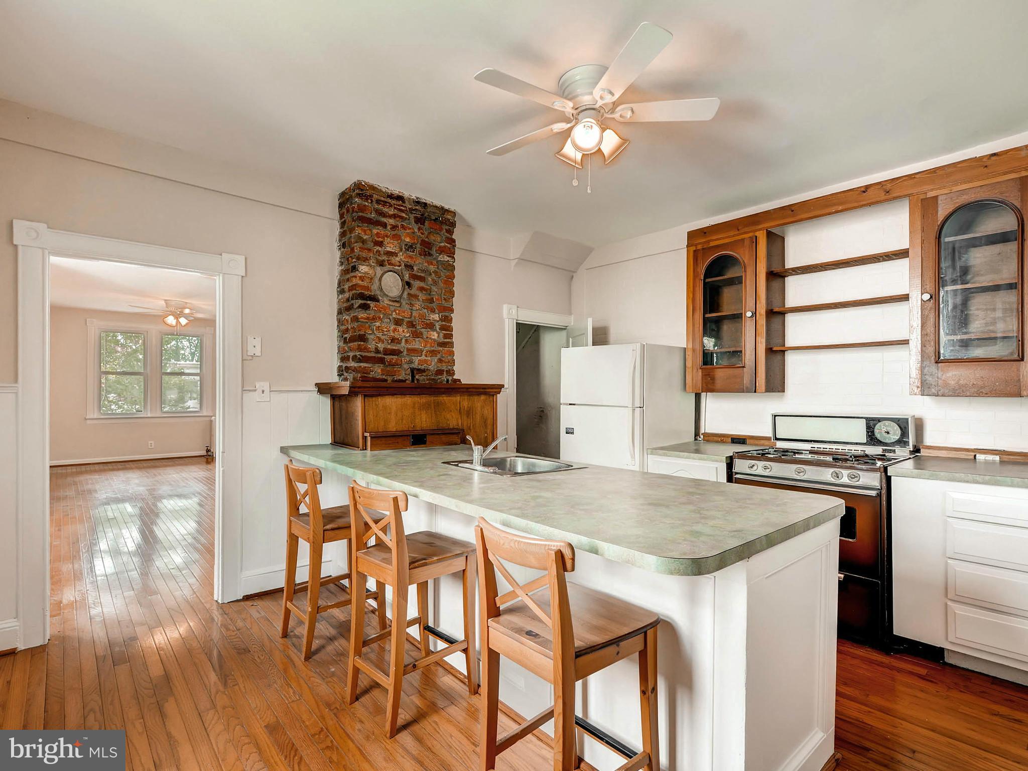 4540 Keswick Road Baltimore, MD 21210 - Photo 12 of 29 Kitchen