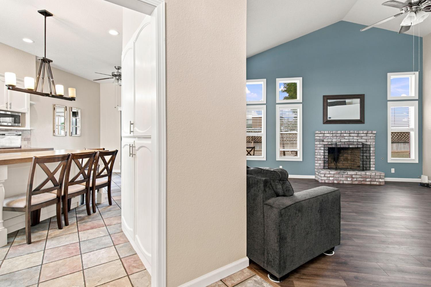245 Douma Way Ripon, CA 95366 - Photo 7 of 56