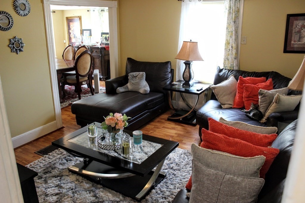 21 Ashley Street Springfield, MA 01105 - Photo 9 of 19 Gallery Image 9