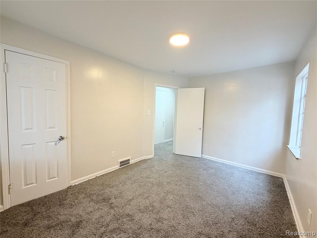 9832 Balfour Road Detroit, MI 48224 - Photo 9 of 10