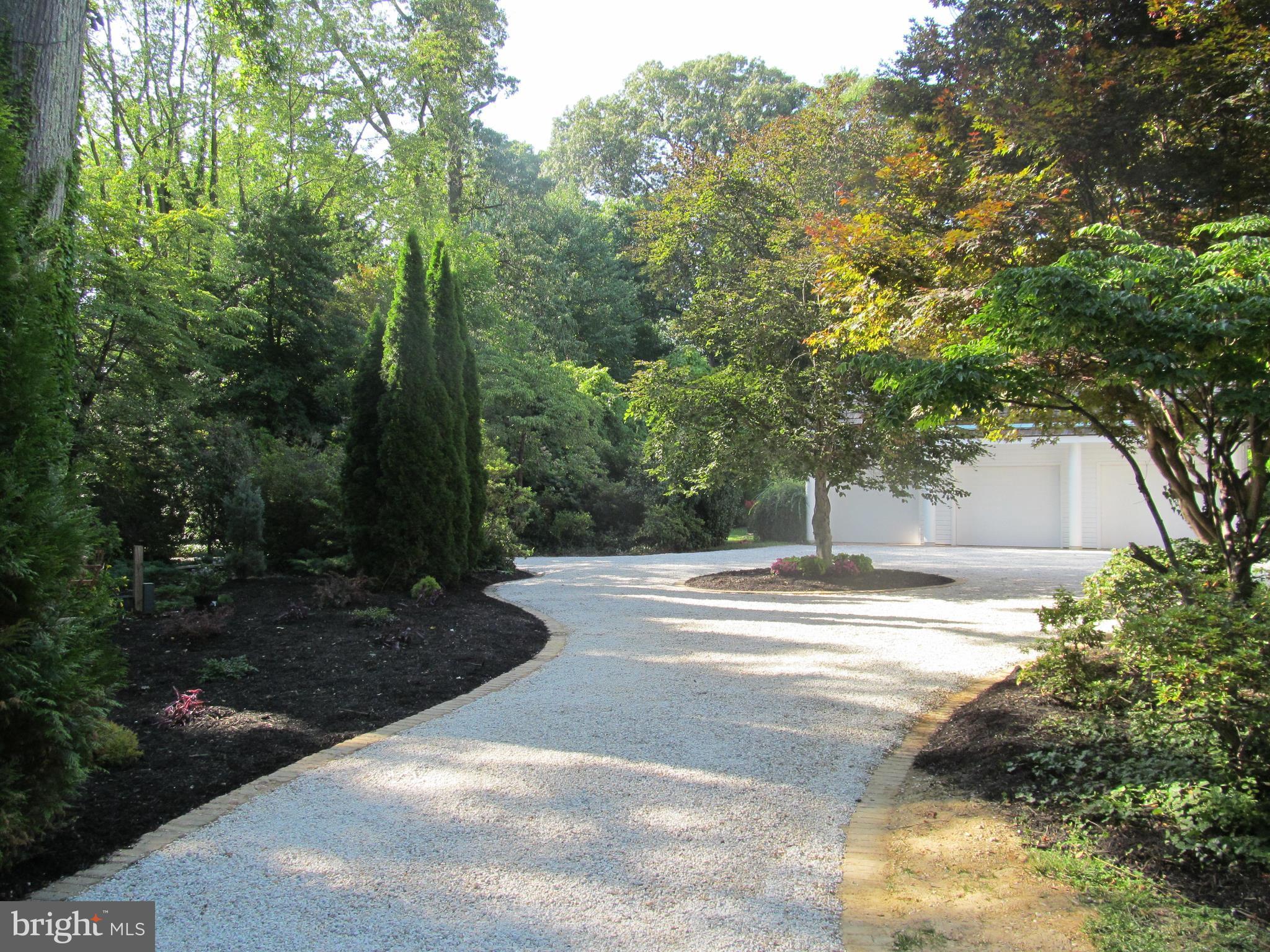 1917 Hidden Point Road Annapolis, MD 21409 - Photo 15 of 30 Circular driveway