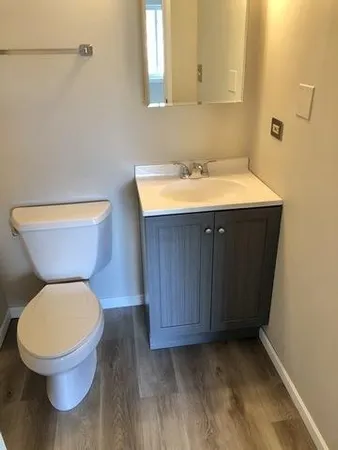 $2,000 | 905 Casey Court, Unit 6, Schaumburg, IL 60173