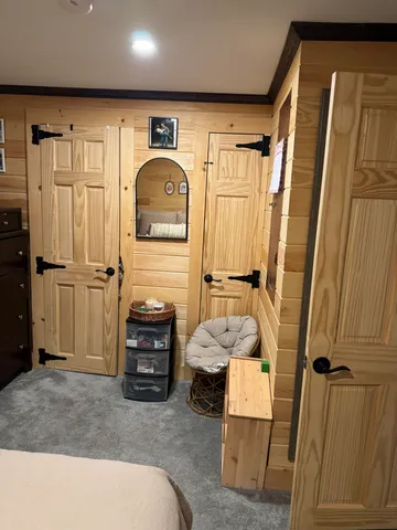 $425,000 | 1873 Old River Road, Hartford, VT 05001