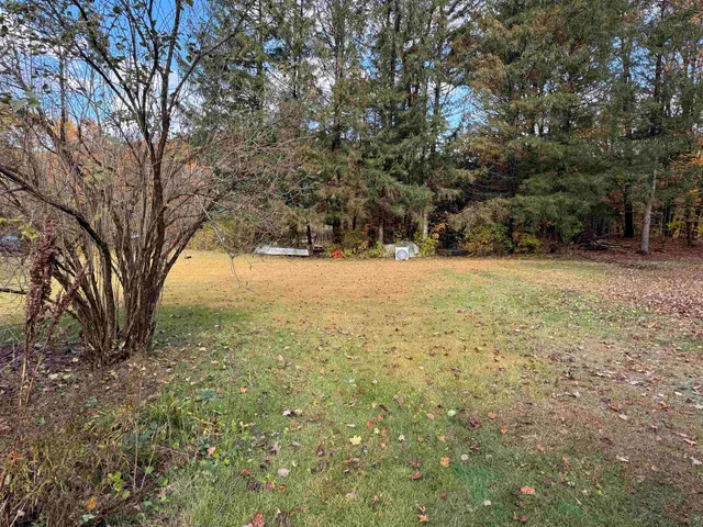 $425,000 | 1873 Old River Road, Hartford, VT 05001