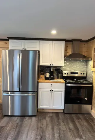 $425,000 | 1873 Old River Road, Hartford, VT 05001