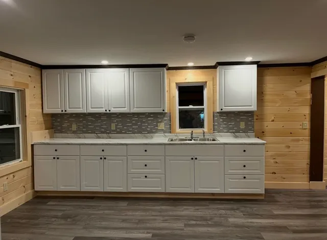 $425,000 | 1873 Old River Road, Hartford, VT 05001