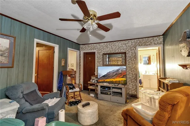 $349,900 | 5719 Crittenden Road, Newstead, NY 14001