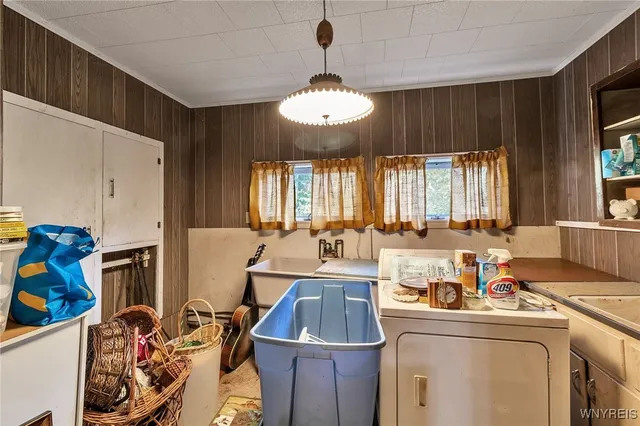 $349,900 | 5719 Crittenden Road, Newstead, NY 14001