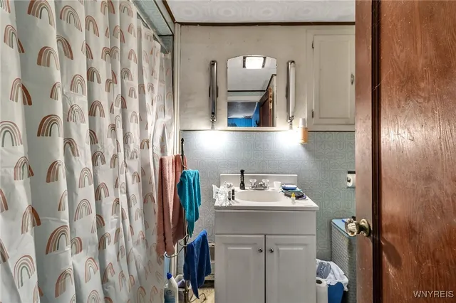 $349,900 | 5719 Crittenden Road, Newstead, NY 14001