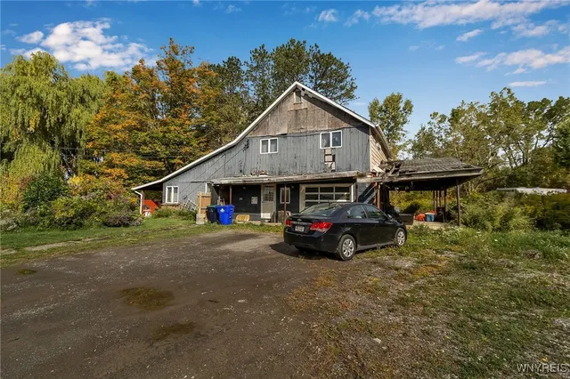 $349,900 | 5719 Crittenden Road, Newstead, NY 14001