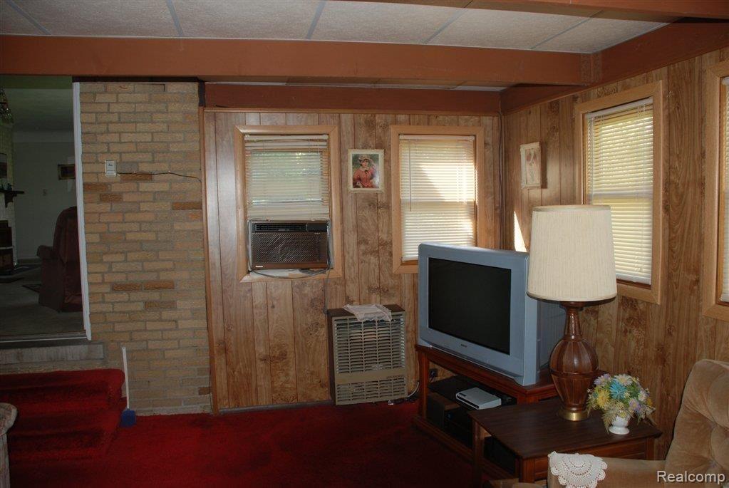 28001 Farmington Road Farmington, MI 48334 - Photo 17 of 25 DEN-STUDY 2