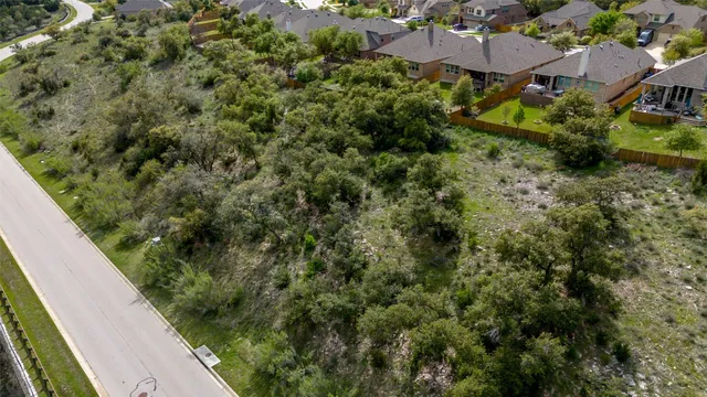 a view of a yard with a sink