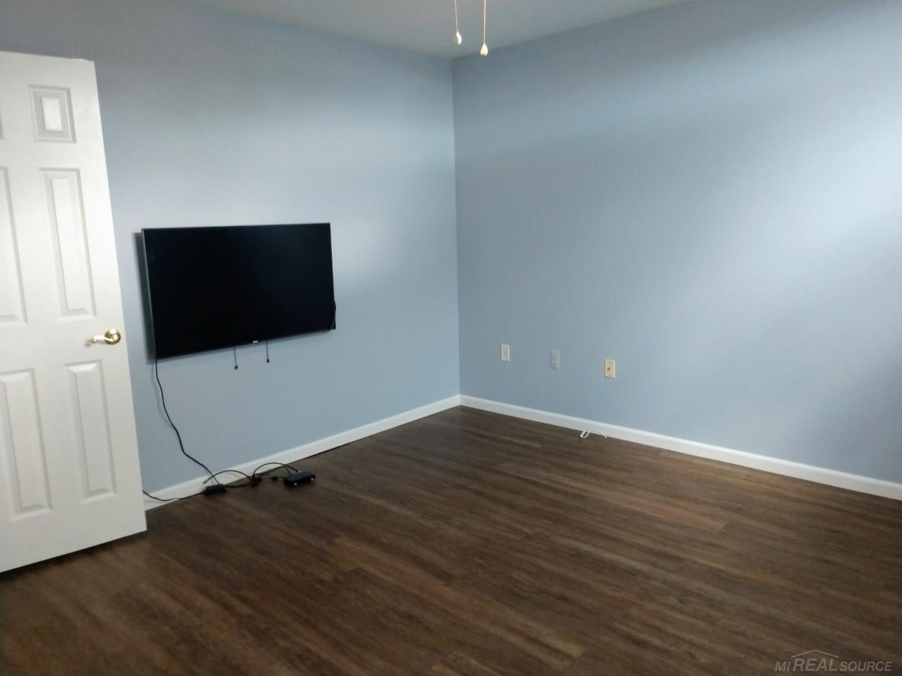 7105 B R Noble Court Lexington, MI 48450 - Photo 14 of 18