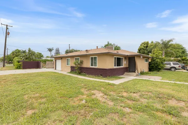 $385,000 | 4715 East Princeton Avenue, Fresno, CA 93703