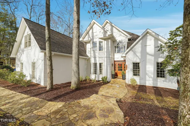 $945,000 | 112 Black Thorn Drive, Jonesborough, TN 37659