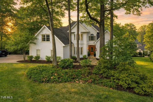 $945,000 | 112 Black Thorn Drive, Jonesborough, TN 37659