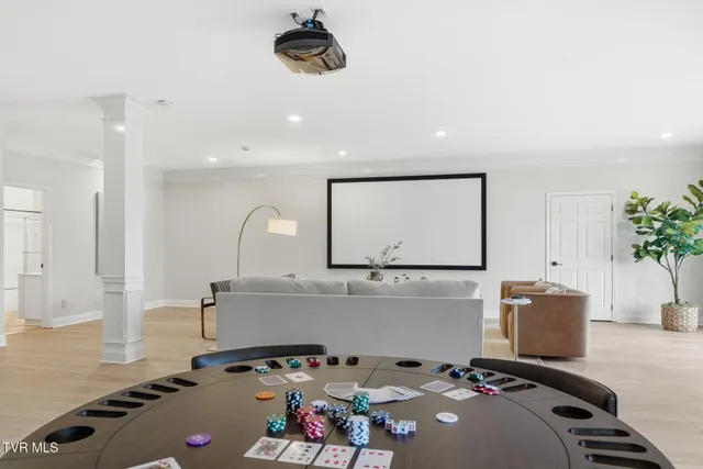 $945,000 | 112 Black Thorn Drive, Jonesborough, TN 37659