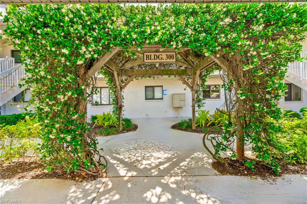 910 Vanderbilt Beach Road, Unit 315 Naples, FL 34108 - Photo 30 of 39