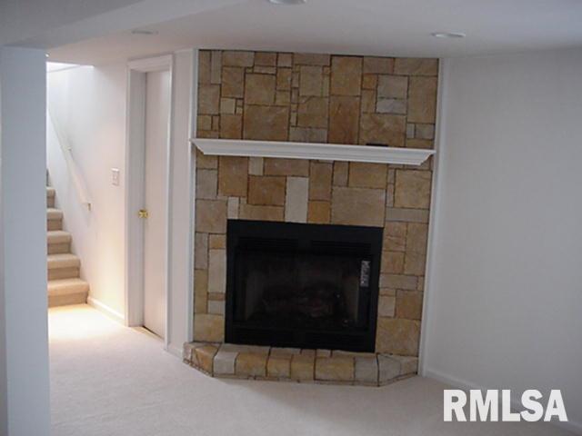 225 Woodlawn Road Quincy, IL 62301 - Photo 5 of 6 Gallery Image 5