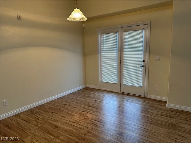 $1,550 | 6434 Burns Allen Avenue, Unit 101, Las Vegas, NV 89122
