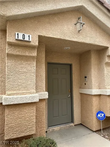 $1,550 | 6434 Burns Allen Avenue, Unit 101, Las Vegas, NV 89122