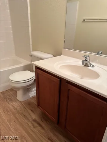 $1,550 | 6434 Burns Allen Avenue, Unit 101, Las Vegas, NV 89122