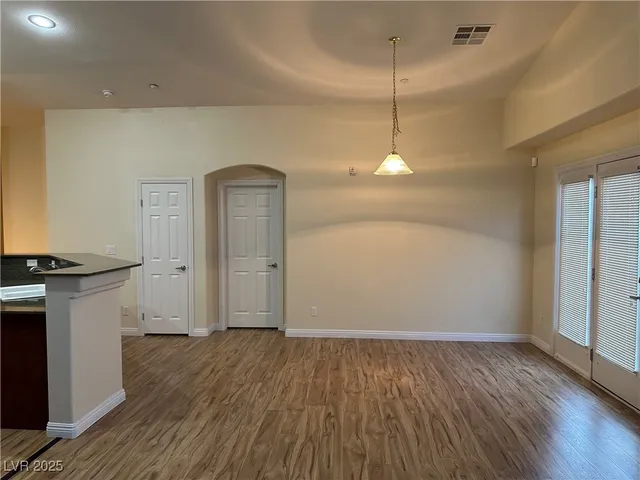 $1,550 | 6434 Burns Allen Avenue, Unit 101, Las Vegas, NV 89122