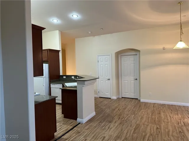 $1,550 | 6434 Burns Allen Avenue, Unit 101, Las Vegas, NV 89122