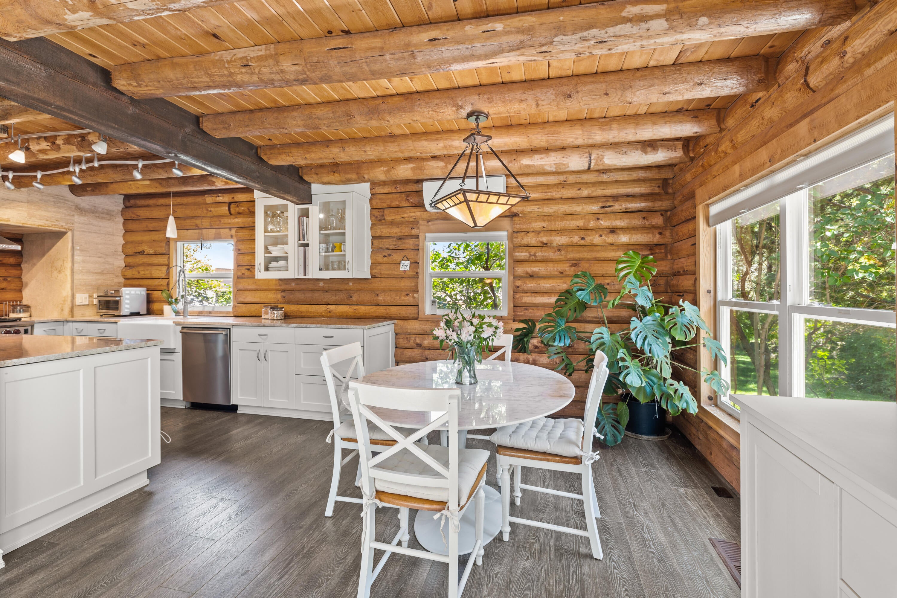 18460 Couch Market Road Bend, OR 97703 - Photo 12 of 51 RileyVisuals-106