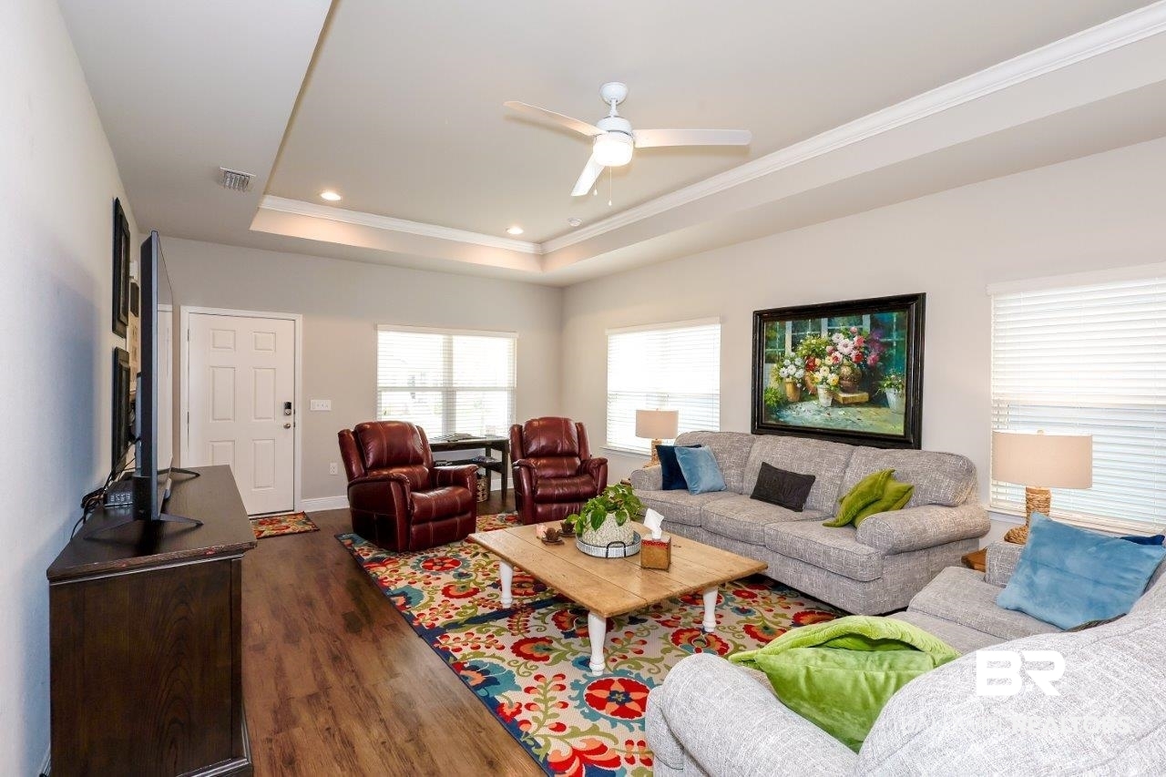 1237 Primrose Lane Foley, AL 36535 - Photo 6 of 27 Living Room
