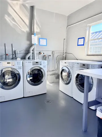 $2,300 | 305 West 68th Street, Unit 516, Hialeah, FL 33014