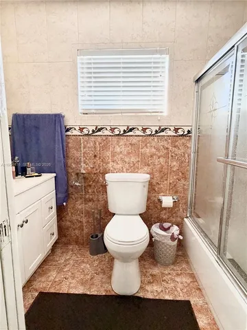 $2,300 | 305 West 68th Street, Unit 516, Hialeah, FL 33014
