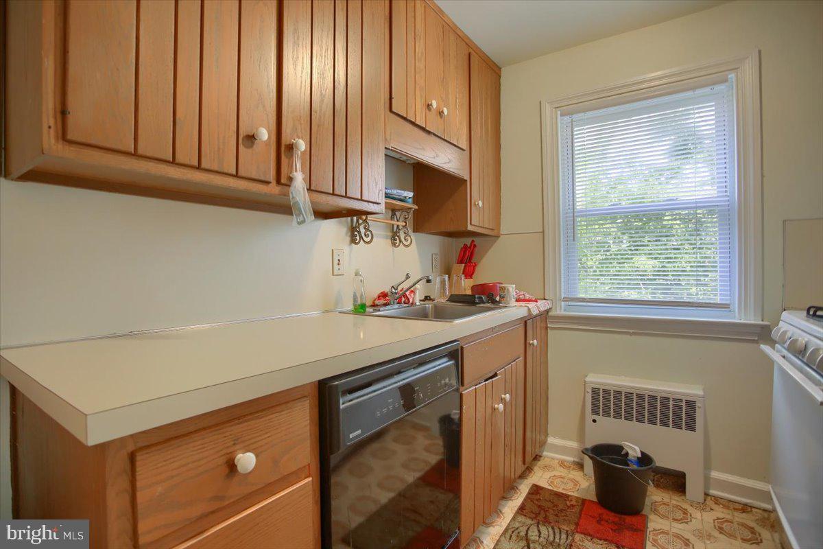 30 Haverford Road Wynnewood, PA 19096 - Photo 19 of 33 Upper Floor