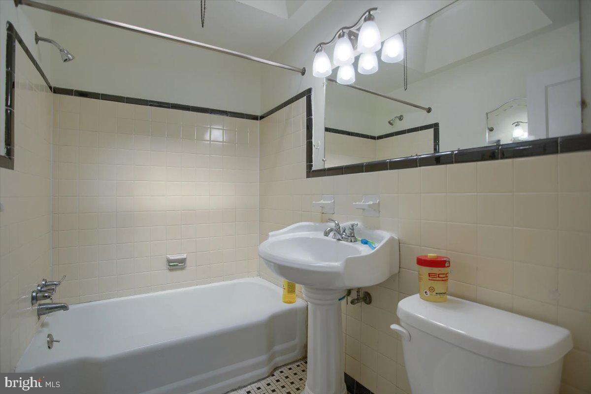 30 Haverford Road Wynnewood, PA 19096 - Photo 21 of 33 Upper Floor