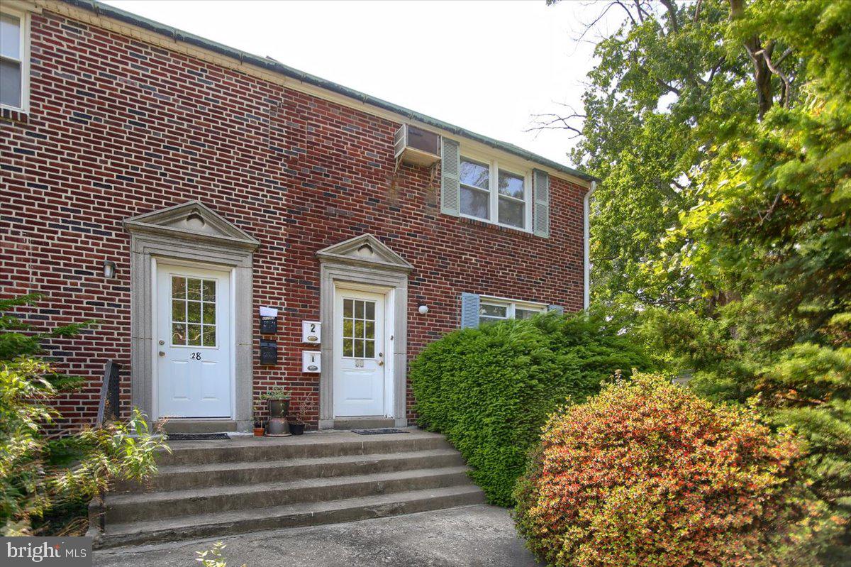 30 Haverford Road Wynnewood, PA 19096 - Photo 27 of 33 right side of twin