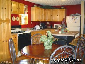 112 C Rt 3 Elizabeth, WV 26143 - Photo 5 of 6