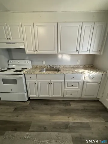 $1,650 | 409 Main Street, Unit 23, Cromwell, CT 06416