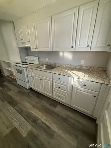 $1,650 | 409 Main Street, Unit 23, Cromwell, CT 06416