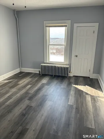 $1,650 | 409 Main Street, Unit 23, Cromwell, CT 06416